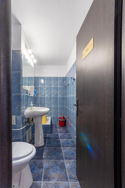 Unirii, 5 camere, pretabil birouri, locuinta