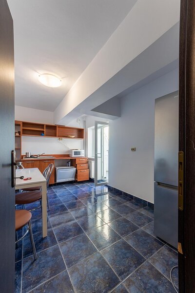Unirii, 5 camere, pretabil birouri, locuinta